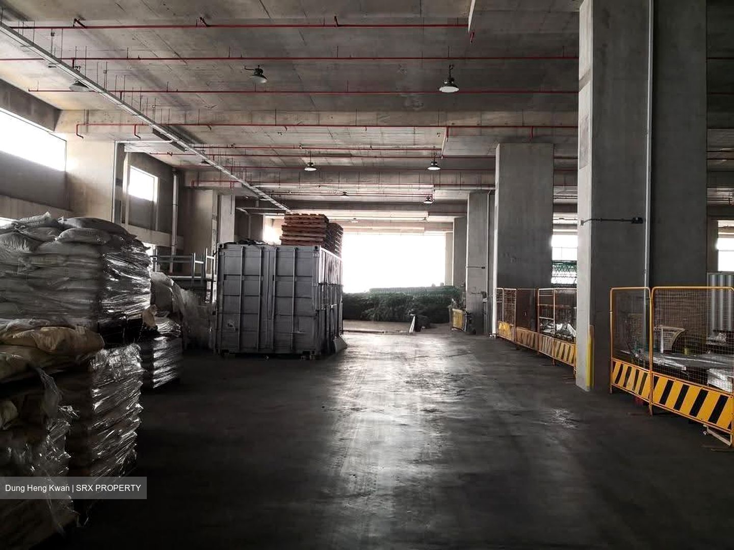 GLOBAL TRADE LOGISTICS CENTRE (D22), Warehouse #627557171